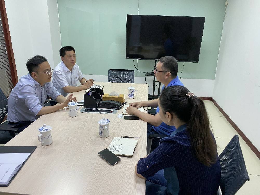 无锡市工信局领导来华体会官网登录入口平台-华体会(中国)科技开展“三联三解”活动